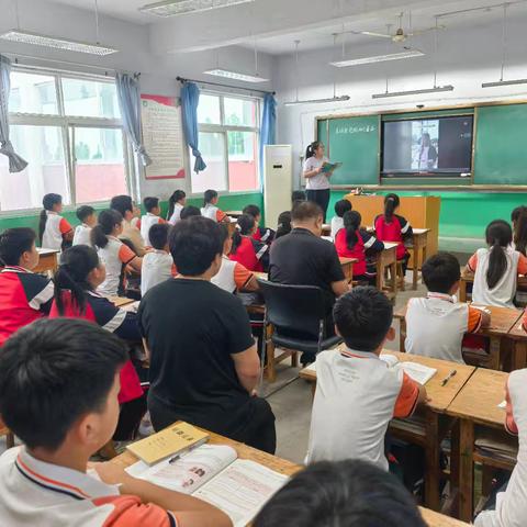 常家镇大高小学道法与法治视导活动纪实