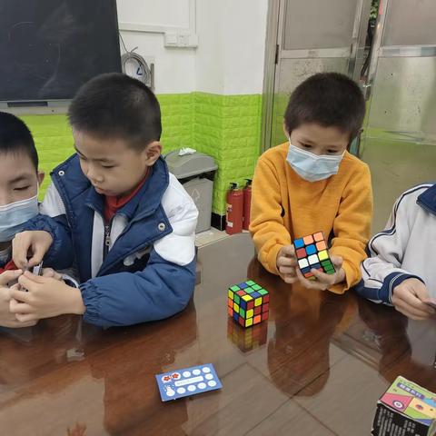 逻辑魔方和魔术课