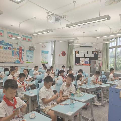 中星小学魔术魔方课B第一节课