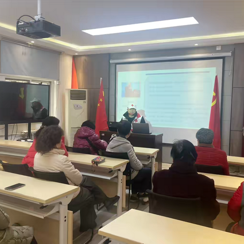 【韩森寨街道东方社区】科普大学开展——常见急症的预防与处置