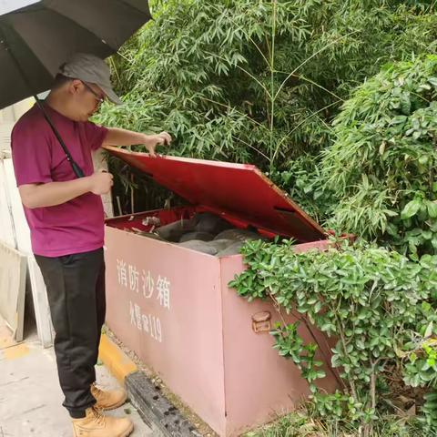 华清学府城社区百日攻坚巡查动态