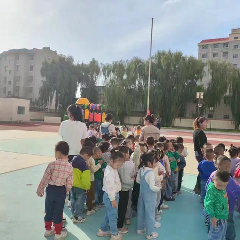 中宁县第八幼儿园中五班第五周精彩瞬间