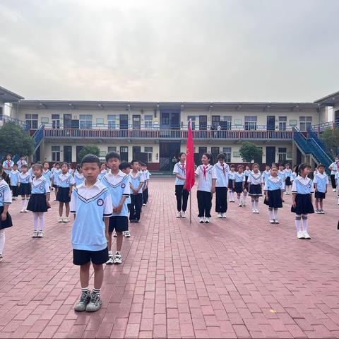 童心向党 新程启航             ———水冶镇小东关小学六一入队仪式