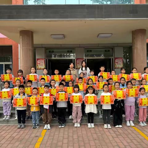 潍坊市实验小学2024级8班班级周报（第7周）