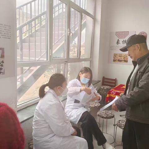 坚持以老年人为中心，构建老年友好型社会——北新社区联合麻池卫生院开展义诊活动