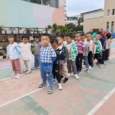 金贝幼儿园小一班——新学期一周日常