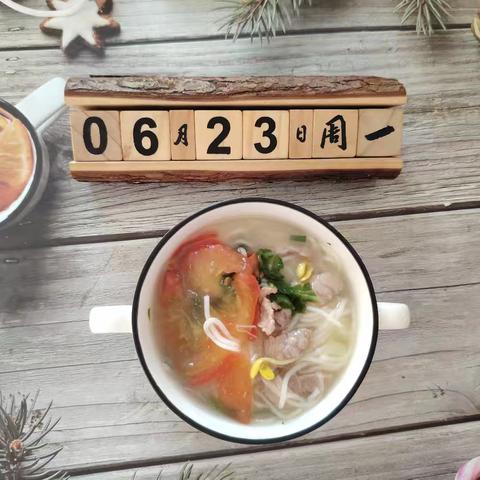 三亚市海棠区湾坡幼儿园上周食谱回顾及2025年06月30日至07月04日（第二十周）营养餐食谱预告