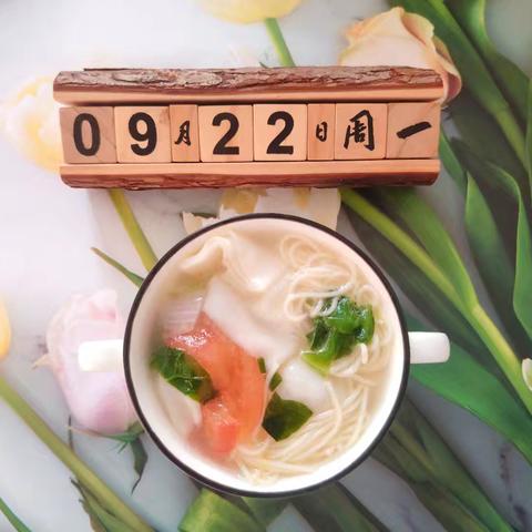 三亚市海棠区湾坡幼儿园上周食谱回顾及2025年9月28日至9月30日（第五周）营养餐食谱预告