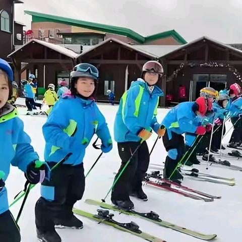 叶赫皇家山滑雪体验训练营