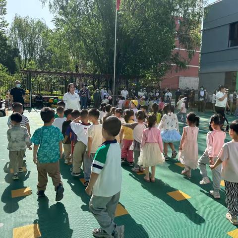 夏日初长 盈满未满的时光🌈