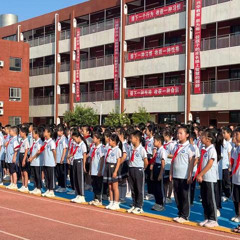 【青龙·安全】以 “练” 筑防 安全同行 ——青龙小学安全逃生应急疏散演练