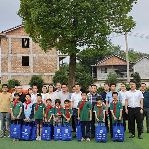 “茁壮计划”之“帮扶对接活动”——广丰区司法局&河北小学结对帮扶促成长