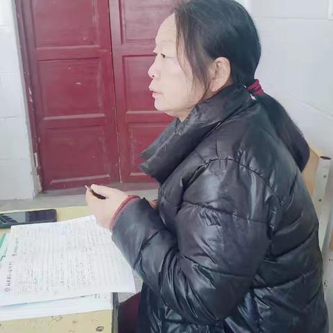 心系乡校英语课，银龄智囊送妙招——河南省第二实验中学张佳梅老师莅临浒湾乡初级中学指导