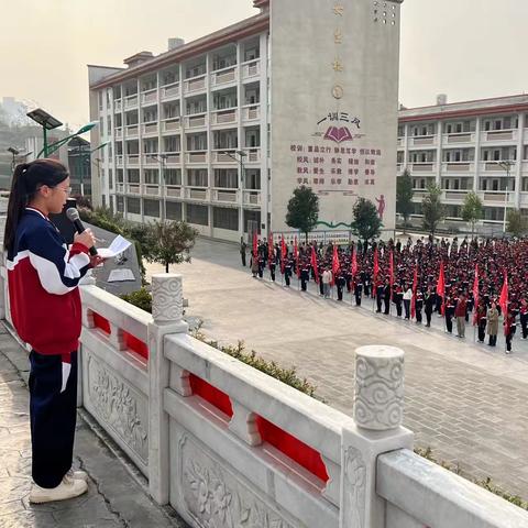 马关县第一初级中学 践行雷锋精神，点燃奉献之火——学雷锋月系列活动