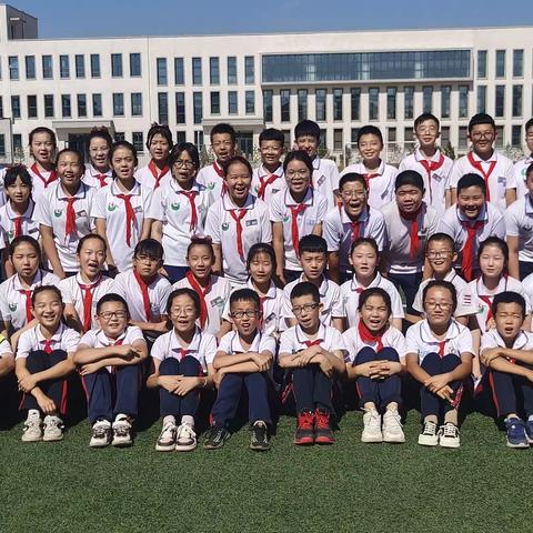 六二班德育美篇－－奋斗驱萧索，不负少年时