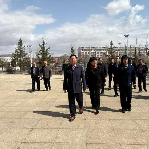 北京市教育系统关工委赴四子王旗第三中学调研座谈简报