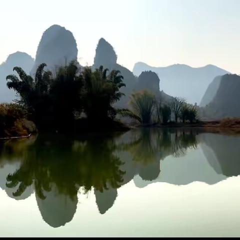 撑一支长篙，把时光漂成诗！