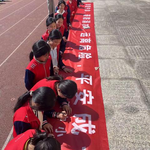 珍爱生命   预防溺水——土塘中心小学举行防溺水签名活动