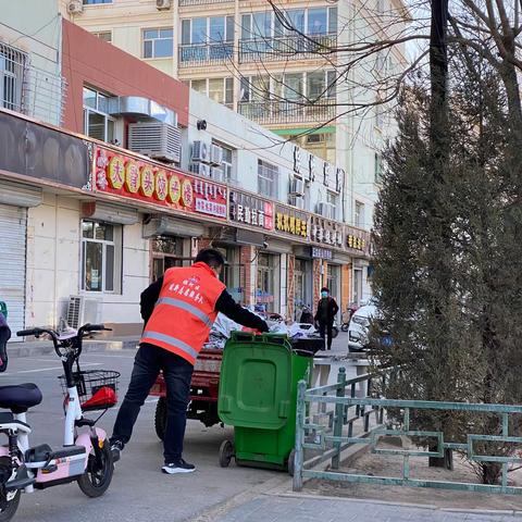 携手同创卫生城 齐心共绘幸福景—汇丰街道开源社区创建卫生城市在行动