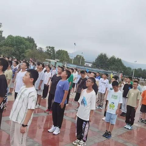以心迎新，逐梦前行--铜都双语学校七年级新生习惯养成周风采展