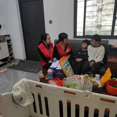 2025 年 1 月 14 日上午秀华社区开展寒假儿童关爱服务活动