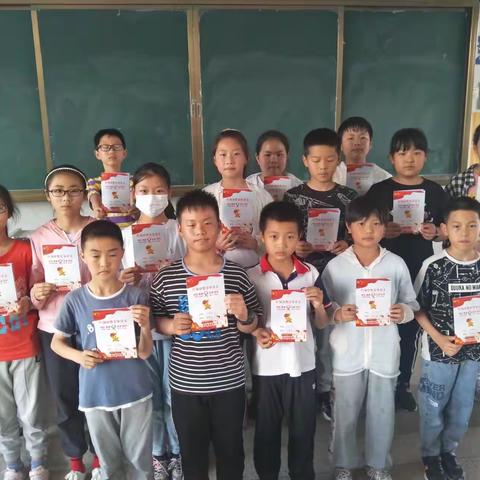 星拱小学五年级组红领巾“向阳章”积星争章活动总结