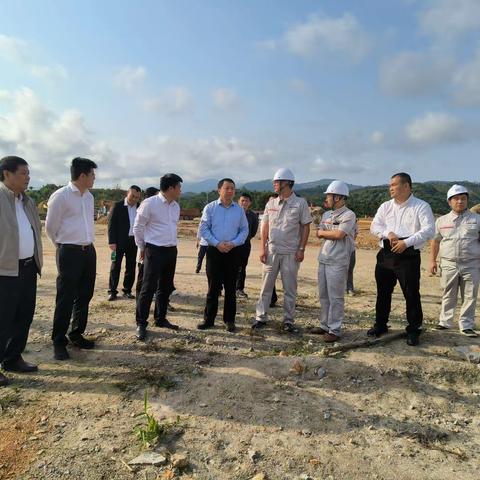 赵英杰调研大月岭项目建设情况