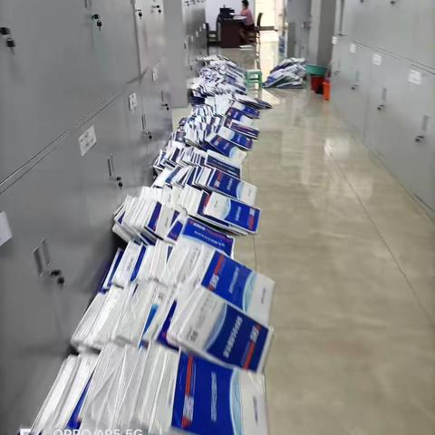 档案有“归宿” 帮扶暖“前程” —雁塔区人才交流服务中心为毕业生保驾护航 ‍