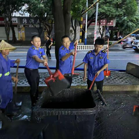 防台防汛马尾城管环卫在行动