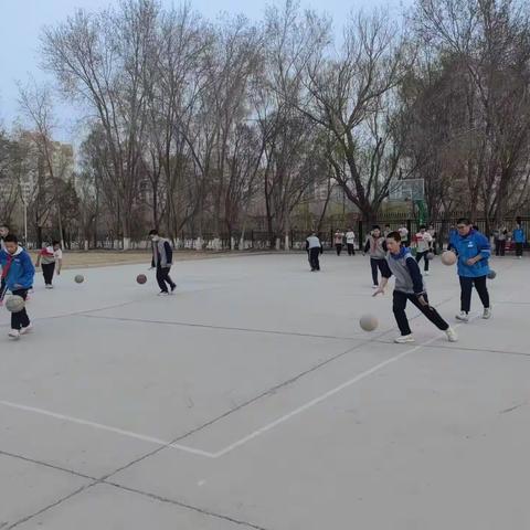 展青春风采，扬校园文化——库尔勒市第四中学开展丰富多彩的特色课程