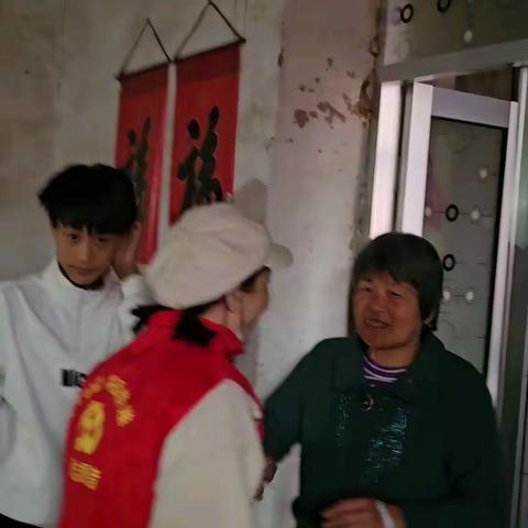 放心～上次报导的男孩已找到资助人