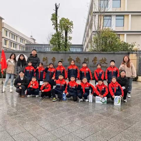 爱驻夕阳，关爱老人———X2206