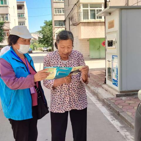 垃圾分类宣传不断，走进西山社区