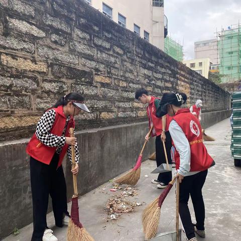 创文巩卫进行时｜五指山市委宣传部深化“门前三包”管理，擦亮城市文明底色！