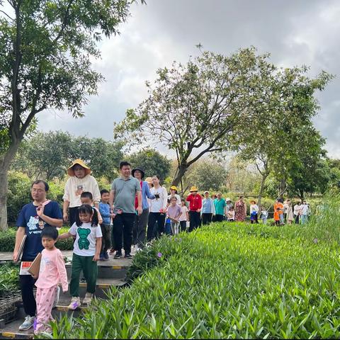 春日绽芳华，一起“趣”春游——海医二院幼儿园大三班亲子春游活动