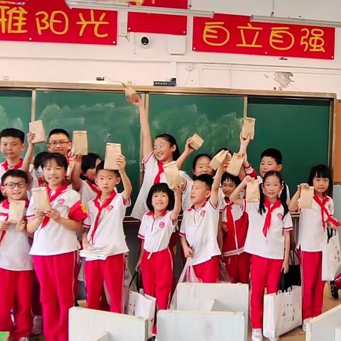 新世界小学国画社团——学员作品欣赏