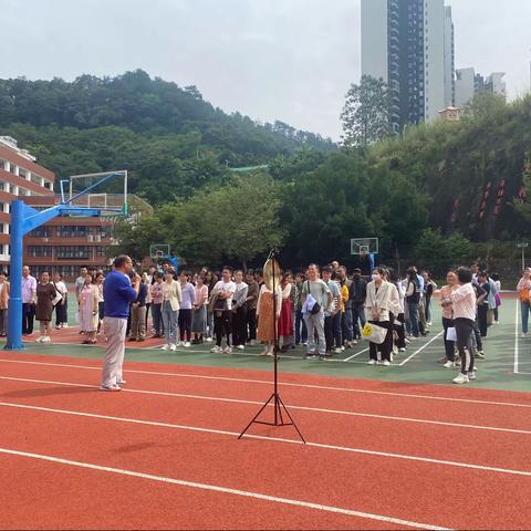 点燃秋日 激情游艺——梧州市第八中学工会游艺活动