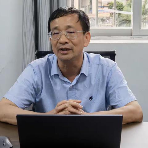 韶关市思政学科教研员莅临我校开展驻校指导工作——专家赋能指路经，深耕课堂提质量
