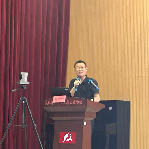 研教学之道 思育人之本 悟智慧之法 “慧客厅”第5期·人工智能引领下的跨学科教学实践探索 ——华师附小结对江夏区红旗大道学校工作简报第69期