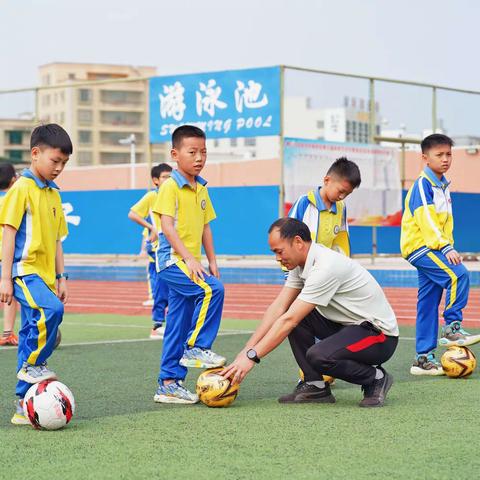 双减进课堂，快乐随心伴        ——茂名市华英学校小学部