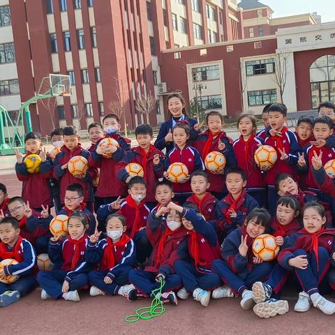 硕果散学礼 开心迎暑假—西咸黄冈学校散学典礼暨暑期安全教育