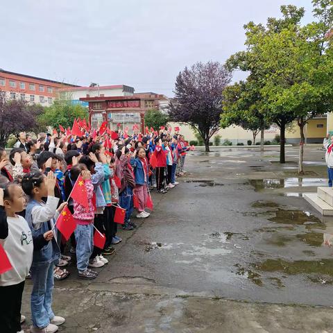 喜迎国庆   浓情中秋__尹店小学庆双节主题活动