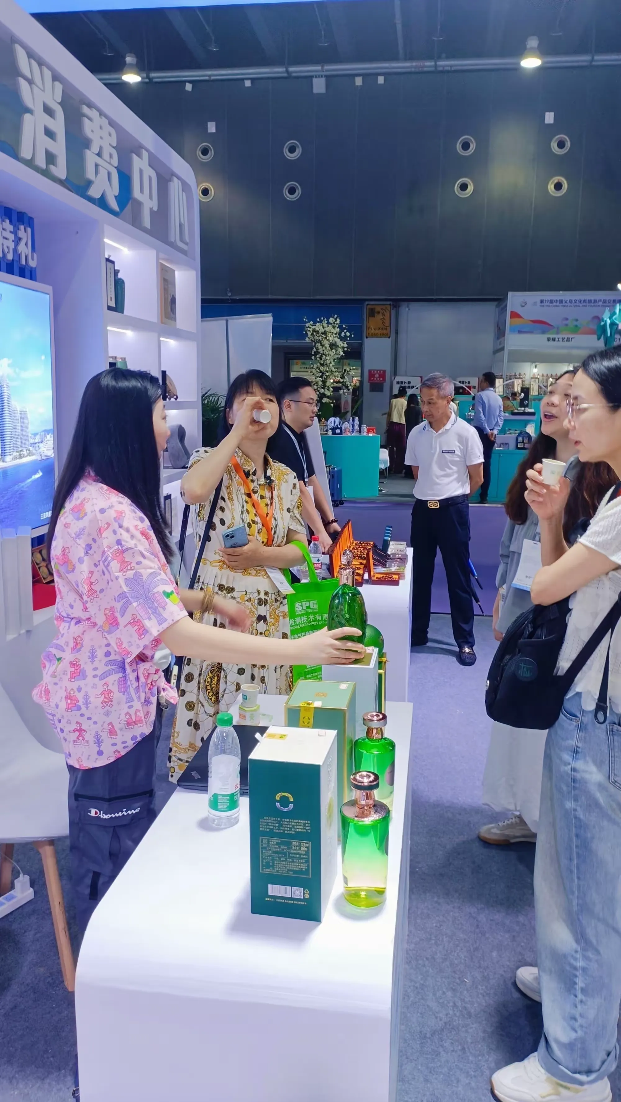 简篇-海南沁味康绿橙原浆酒闪耀第19届中国义乌文化和旅游产品交易博览会