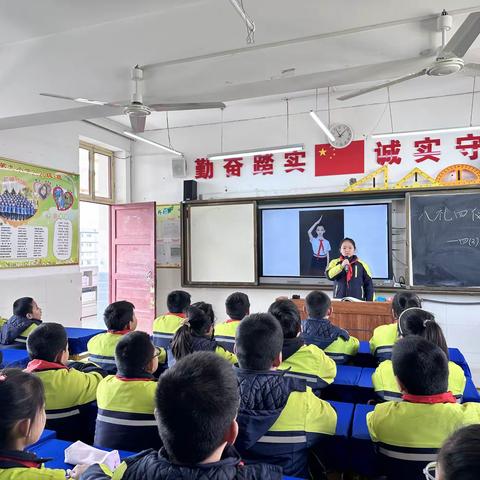 “学雷锋，树新风”———榆林市第九小学晨曦中队“学雷锋”主题系列活动