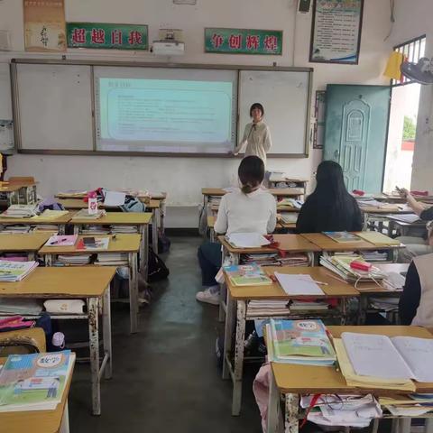 石塘学区三、四年级英语教研组3月16日集体备课