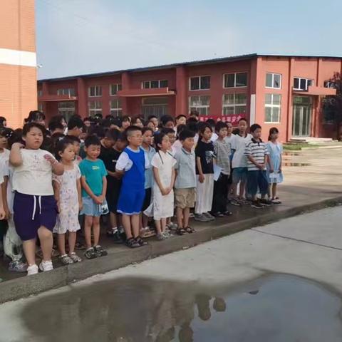 铁炉小学2025年暑假散学典礼及放假通知