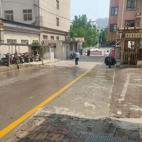 【获鹿镇西苑社区】开展环保降尘专项行动