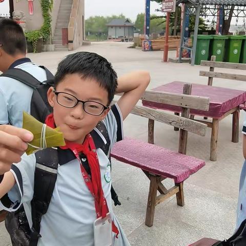 6月7日，城西小学六年级学生到曲沃进行研学活动。孩子们在快乐的氛围中学习和成长。