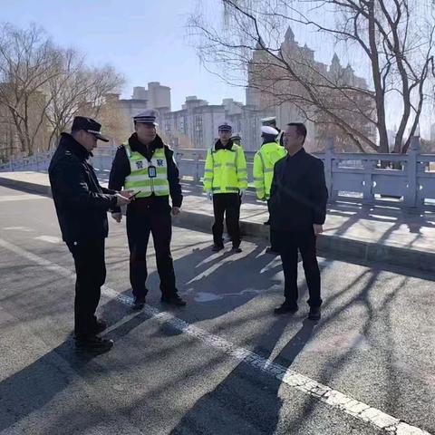 整治违停齐发力，还路于民见成效——城管综合执法大队“破局”龙泉街节前长时占路经营难题