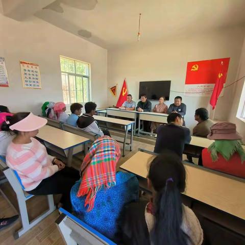 小坝村庆祝国际三八妇女节